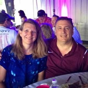 Meet your Posher, Laurel